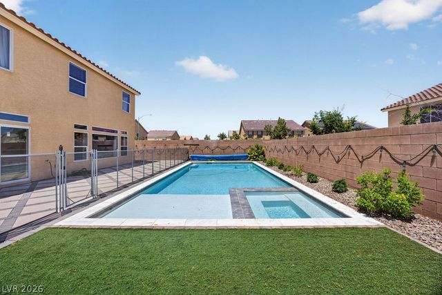 9610 Twin Rivers Court, Las Vegas, NV 89139