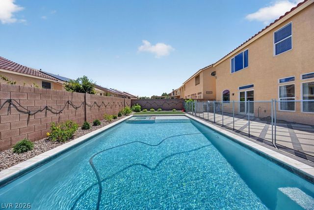 9610 Twin Rivers Court, Las Vegas, NV 89139