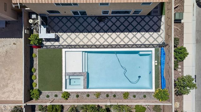 9610 Twin Rivers Court, Las Vegas, NV 89139