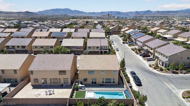 9610 Twin Rivers Court, Las Vegas, NV 89139