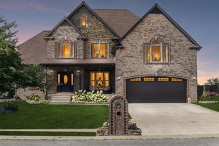117 Bainbridge Dr, Clarksville, TN 37043