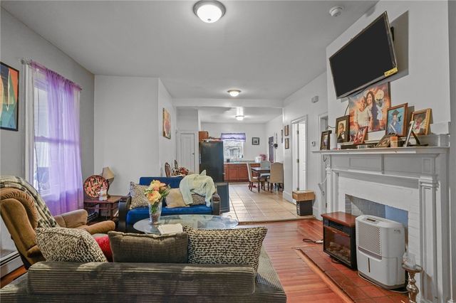 8 Atlantic Avenue, Providence, RI 02907