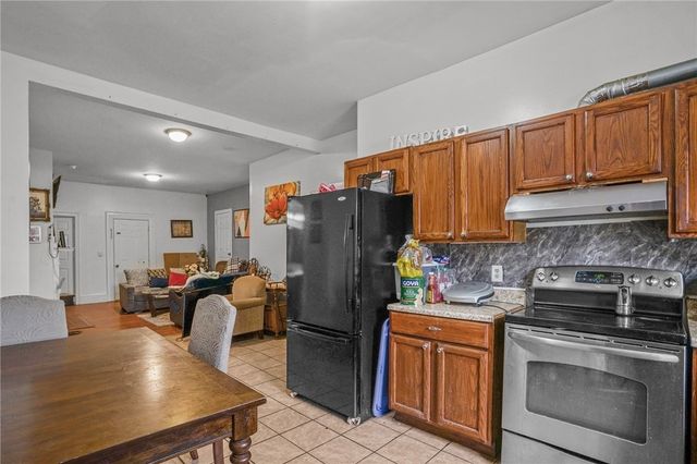 8 Atlantic Avenue, Providence, RI 02907