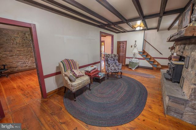 2783 BRUNNER RD, Emmaus, PA 18049