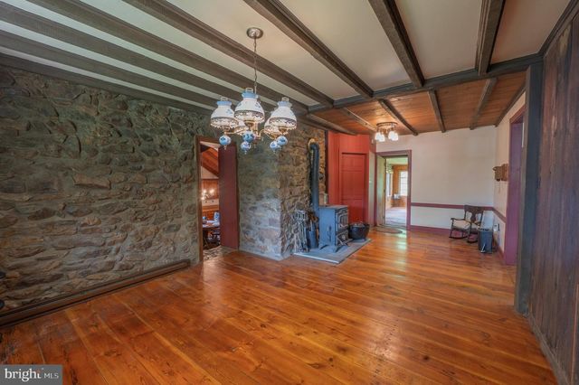 2783 BRUNNER RD, Emmaus, PA 18049