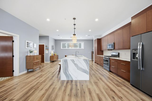 200 4th Avenue N 201, Fargo, ND 58102