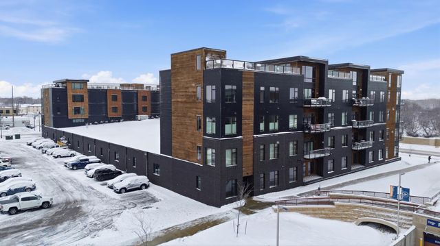 200 4th Avenue N 201, Fargo, ND 58102