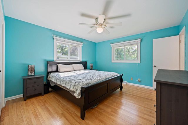 501 W Bayfield AVENUE, Glendale, WI 53217