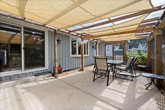 501 W Bayfield AVENUE, Glendale, WI 53217