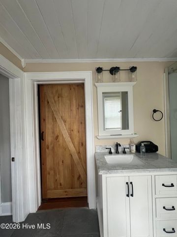 310 S Howard Circle, Tarboro, NC 27886