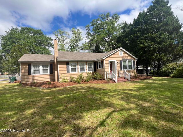 310 S Howard Circle, Tarboro, NC 27886