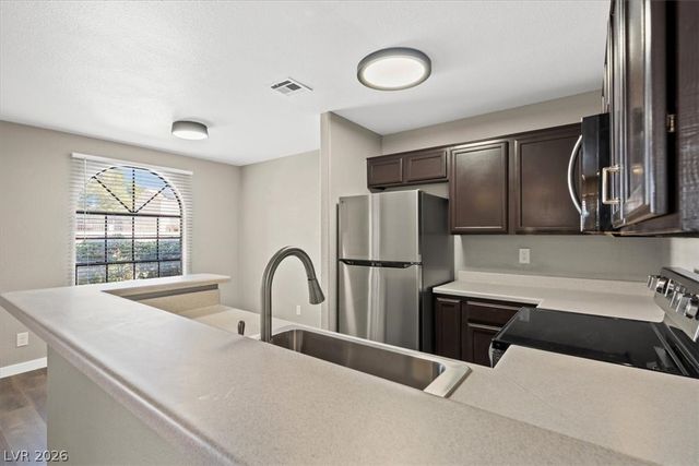 2968 Juniper Hills Boulevard 101, Las Vegas, NV 89142