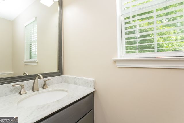 6123 Lamp Post Place, College Park, GA 30349