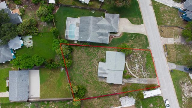 525 HAMPTON AVENUE NE, St Petersburg, FL 33703