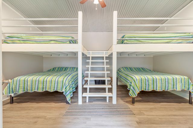 4053 Deer Creek Rd, Linden, TN 37096