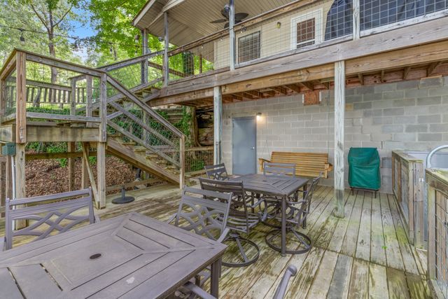 4053 Deer Creek Rd, Linden, TN 37096