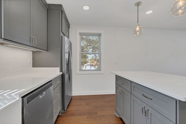 2601 Oakwood Ave, Nashville, TN 37207