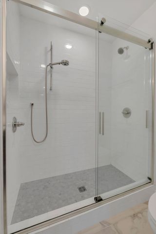 2601 Oakwood Ave, Nashville, TN 37207