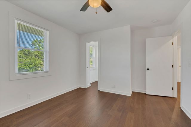 2601 Oakwood Ave, Nashville, TN 37207