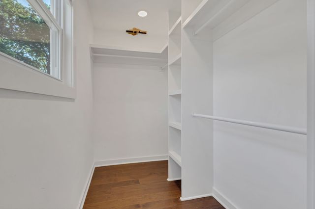 2601 Oakwood Ave, Nashville, TN 37207