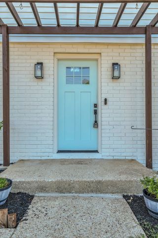 2601 Oakwood Ave, Nashville, TN 37207