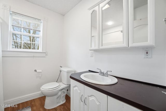 300 W Sawmill Road, Findlay, OH 45840