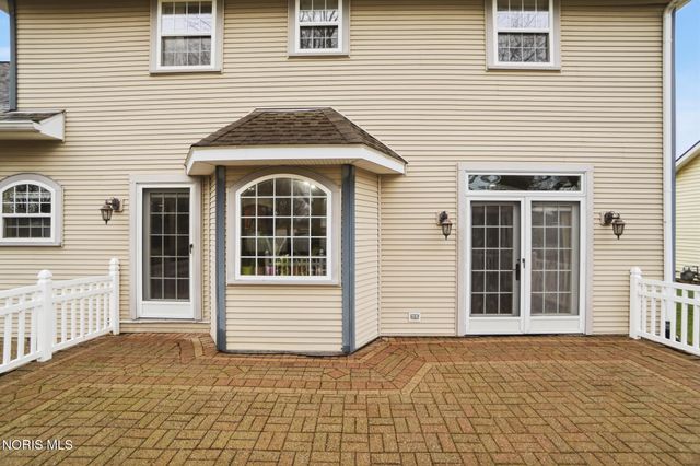 300 W Sawmill Road, Findlay, OH 45840