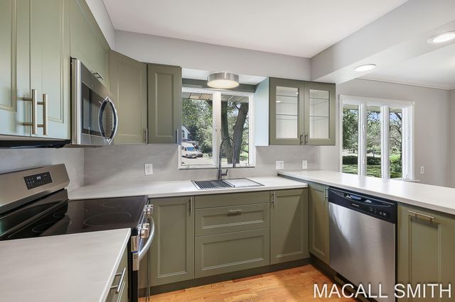 339 Wildwood Drive, Holland City, MI 49423