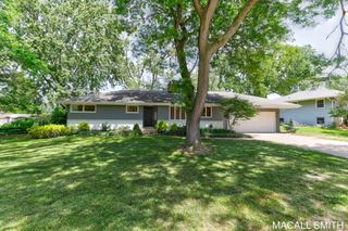 339 Wildwood Drive, Holland City, MI 49423