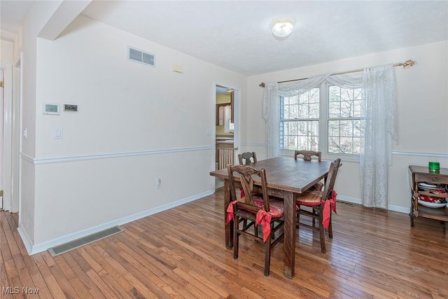 8730 Lake In The Woods Trail, Chagrin Falls, OH 44023