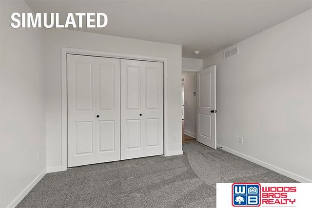 9200 Green Valley Lane, Lincoln, NE 68516