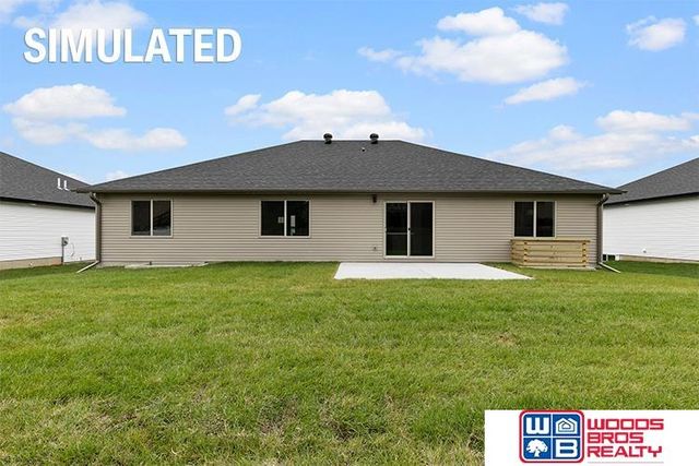 9200 Green Valley Lane, Lincoln, NE 68516