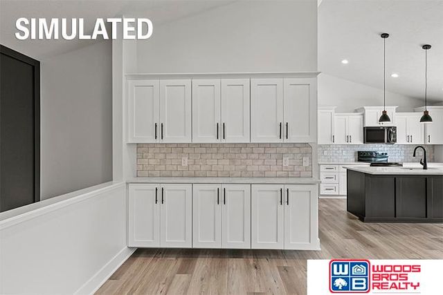 9200 Green Valley Lane, Lincoln, NE 68516