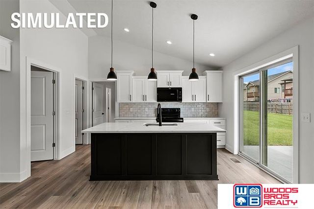 9200 Green Valley Lane, Lincoln, NE 68516
