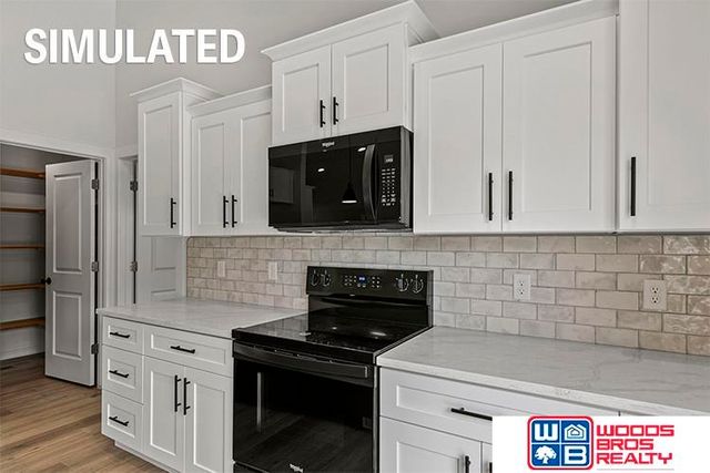 9200 Green Valley Lane, Lincoln, NE 68516
