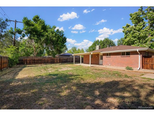 6023 Holland St, Arvada, CO 80004