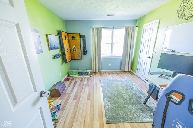 611 Clydesdale Lane, Bargersville, IN 46106