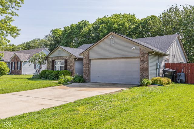 611 Clydesdale Lane, Bargersville, IN 46106