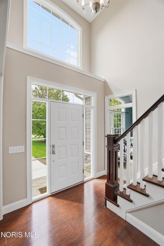 5853 Green Ivy Lane, Monclova, OH 43542