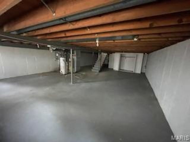 1208 Bellabrook Drive, St Louis, MO 63137