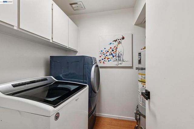 1118 Bismarck Ln, Alameda, CA 94502
