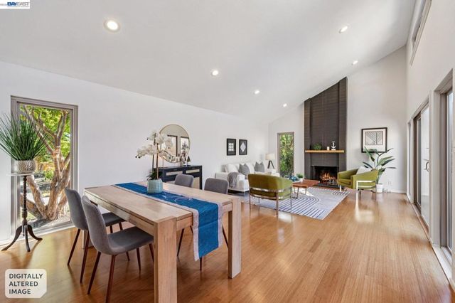 1118 Bismarck Ln, Alameda, CA 94502
