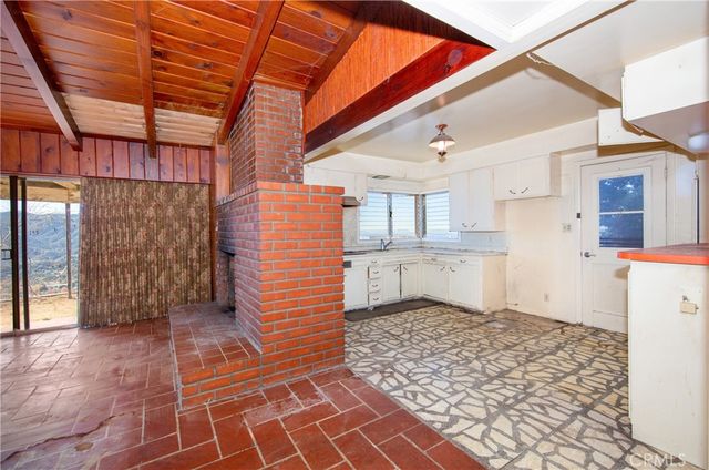 6134 Sister Elsie Drive, Tujunga, CA 91042