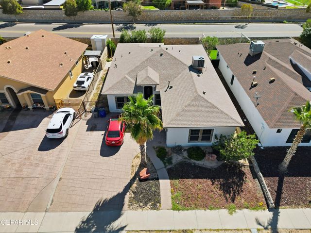 14216 Honey Point Drive, El Paso, TX 79938