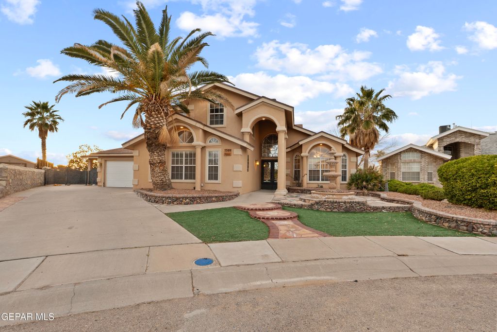 1369 LUZ CARPIO Way, El Paso, TX 79936