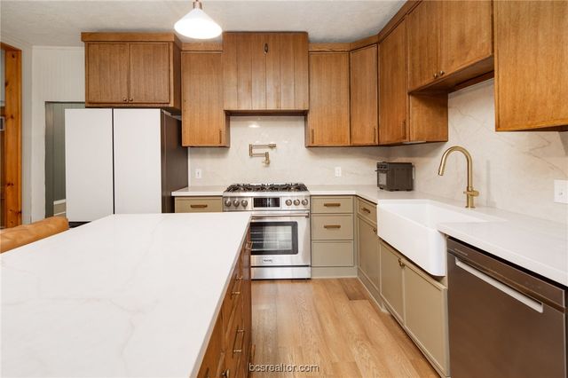 1013 Lyceum Court, College Station, TX 77840