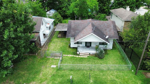 5017 Terry Street, Houston, TX 77009