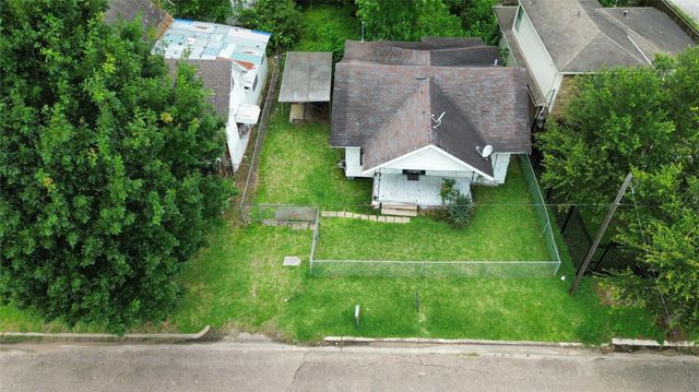 5017 Terry Street, Houston, TX 77009