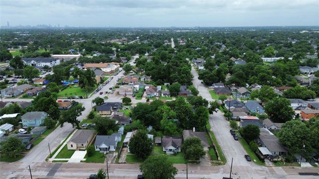 5017 Terry Street, Houston, TX 77009
