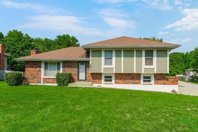 2977 IVA Drive, Independence, MO 64057